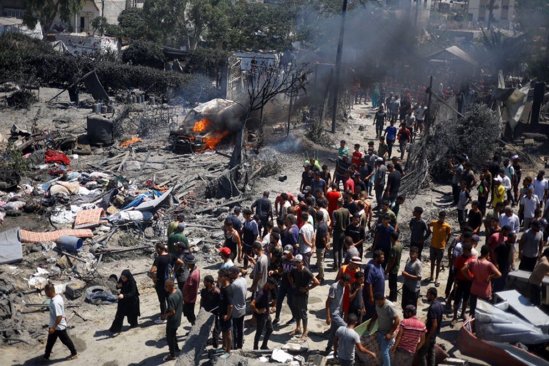 Serangan Israel di al-Mawasi: 90 Warga Palestina Tewas, Ratusan Terluka