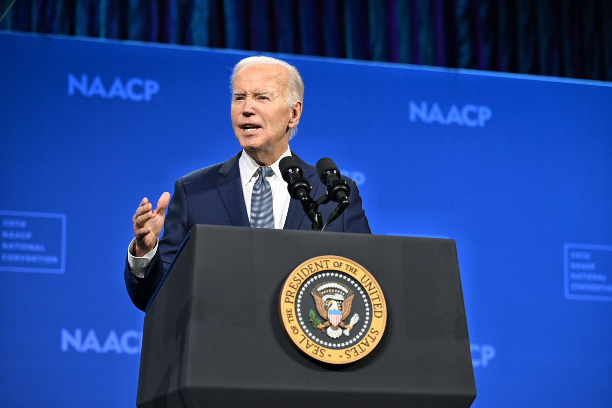 Joe Biden Serukan Persatuan dan Ingatkan Rekam Jejak Trump