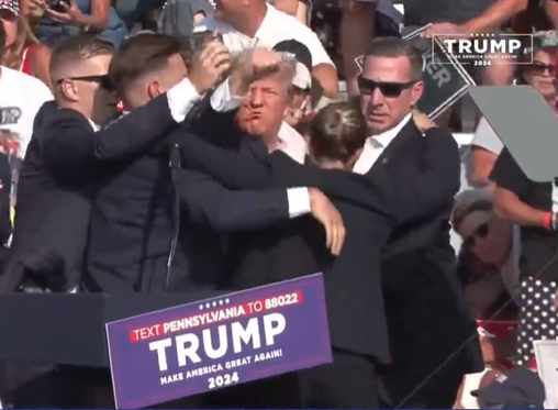 Donald Trump Ngotot Cari Sepatu Saat Dievakuasi Secret Service dalam Insiden Penembakan