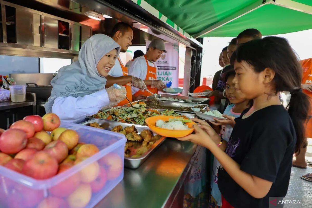 Baznas Perkuat Ketahanan Gizi di Jakarta Utara: Pendistribusian 1.000 Paket Makanan Sehat Untuk Mustahik