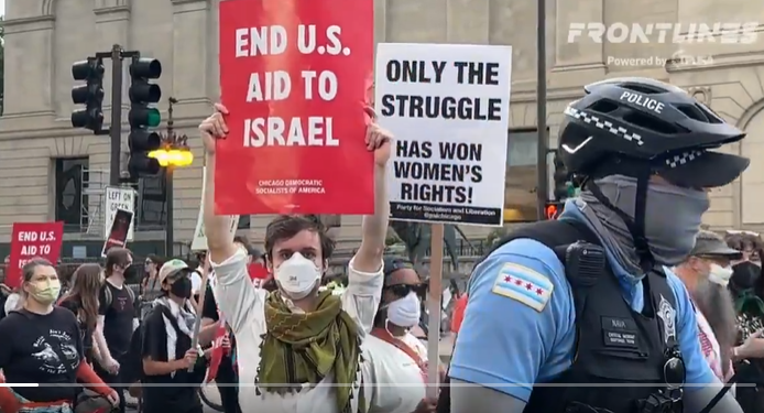 Demo Pro-Palestina di Pembukaan Konvensi Nasional Demokrat
