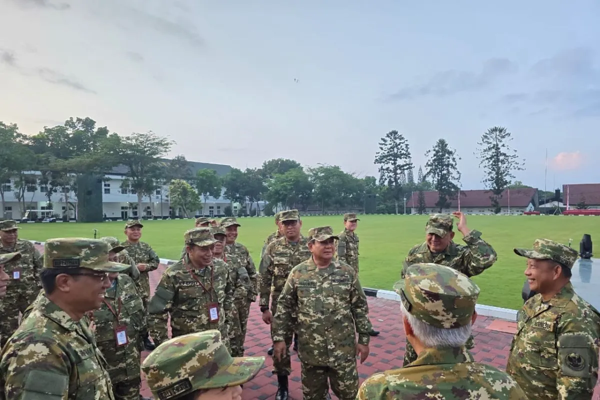 Latihan Baris-Berbaris di Akademi Militer, Kabinet Presiden Prabowo Kompak Seirama