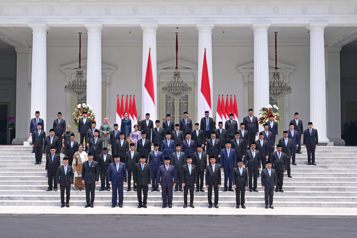 Prabowo Subianto Gelar Sidang Kabinet Perdana di Istana Kepresidenan