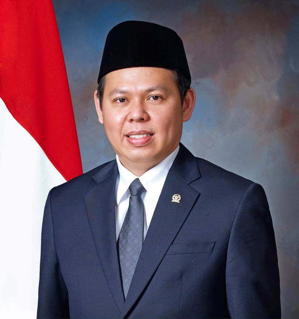 Dulu Servis AC, Sekarang Servis Negara: Sultan Bachtiar Najamudin Guncang Senayan!