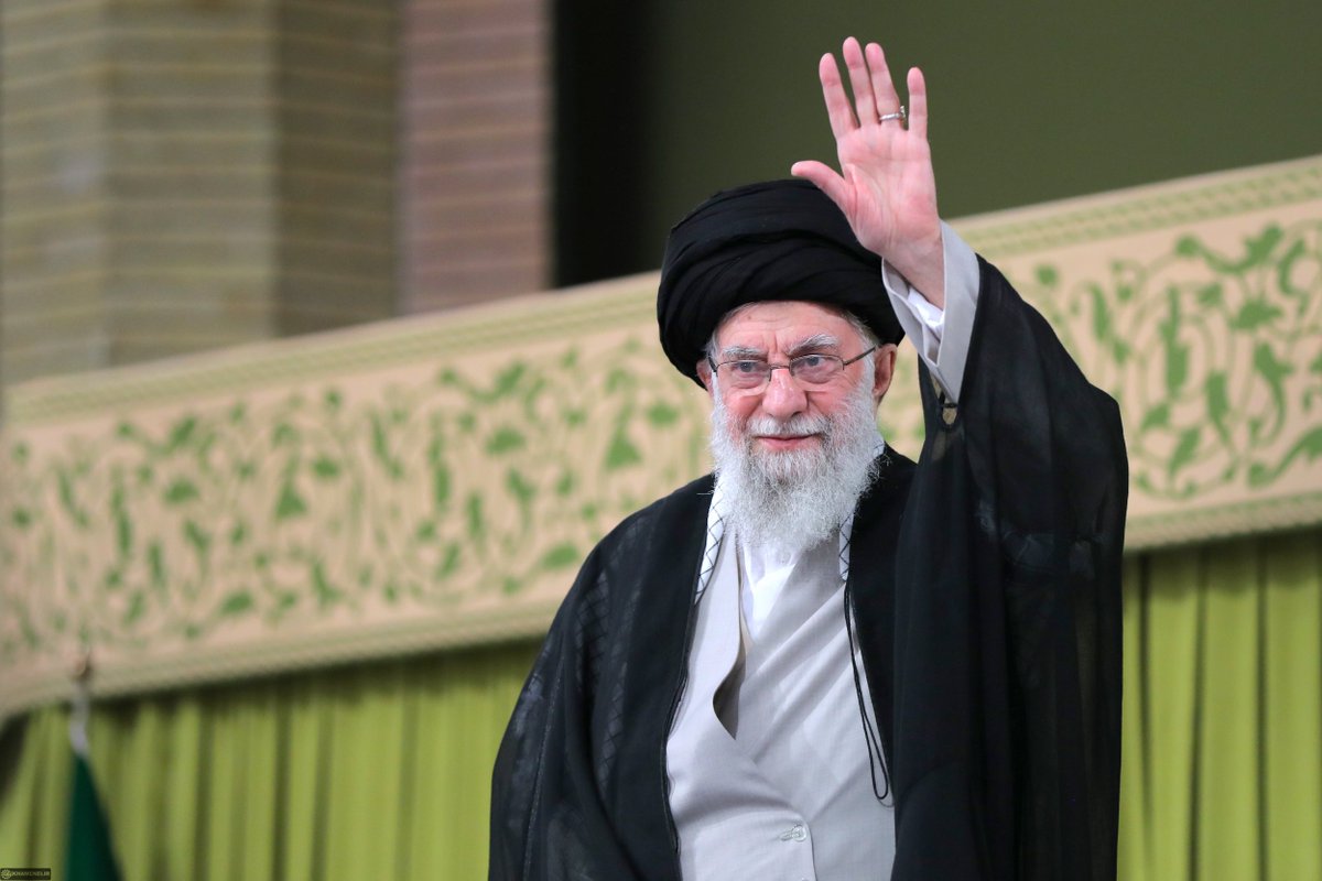 Peringatan Khamenei: Israel dan AS akan Terima Balasan Menghancurkan