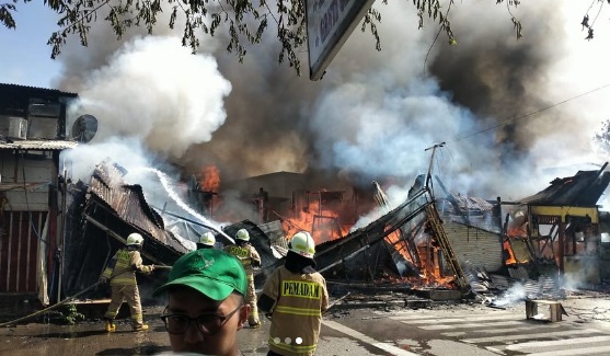 Puluhan Rumah Gosong Terbakar di Kemayoran Jakpus, Ada 105 Jiwa Terdampak