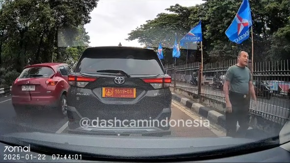 Kapuspen TNI Buka Suara Viral Video Pengemudi Mobil Pelat Dinas TNI dan Sipil Cekcok di Jaktim