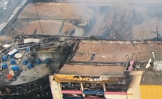 Kondisi Glodok Plaza usai kebakaran. Foto: Instagram @humasjakfire