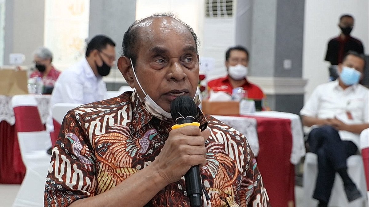 Freddy Numberi Terseret Kasus Sertifikat Tanah di Pagar Laut Tangerang