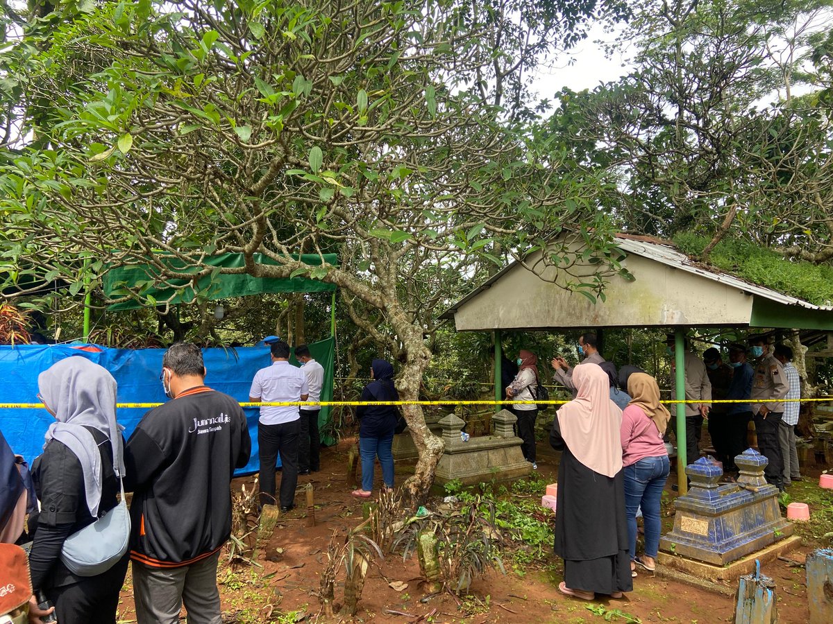 Polisi Bongkar Makam Darso Dalami Penyebab Kematian