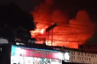 Kebakaran Rumah di Manggarai Jaksel, Ratusan Personel Damkar Dikerahkan