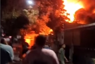 Rumah di Cipinang Melayu Jaktim Gosong Terbakar, Kerahkan 60 Personel Damkar