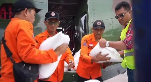 BPBD Jakarta tabur garam modifikasi cuaca pada 14-21 Februari 2025. Foto: Instagram @bpbddkijakarta