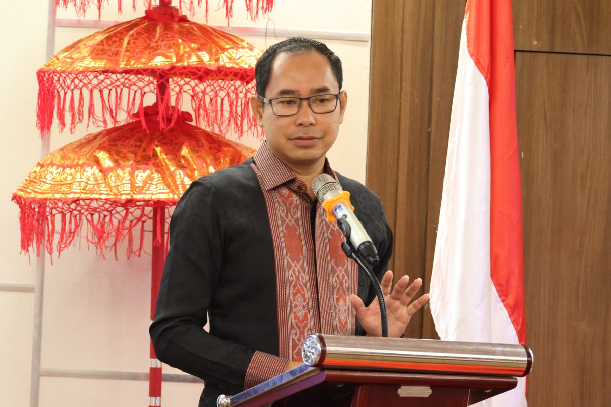 Direktur Pelindungan WNI dan BHI Kemlu RI, Judha Nugraha, menjelaskan ada 4.276 WNI di AS masuk daftar deportasi akibat kebijakan Trump. (foto X/@KomnasHAM)