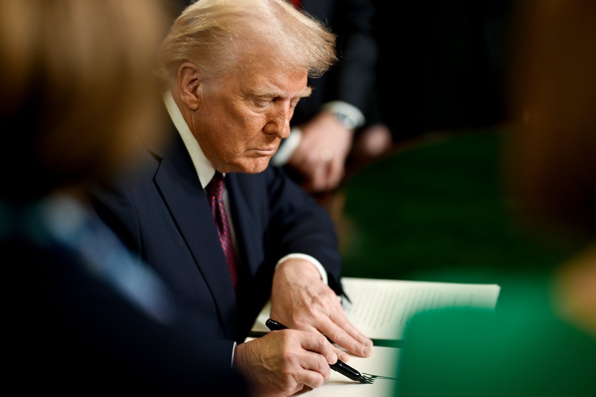 Trump ingin Rusia kembali ke G7, setelah negara tersebut diusir dari keanggotaan aneksasi Krimea. (foto X/@whitehouse)