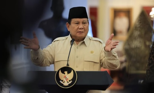 Tiga Strategi Prabowo Hadapi Tarif Baru Impor AS Diumumkan Trump