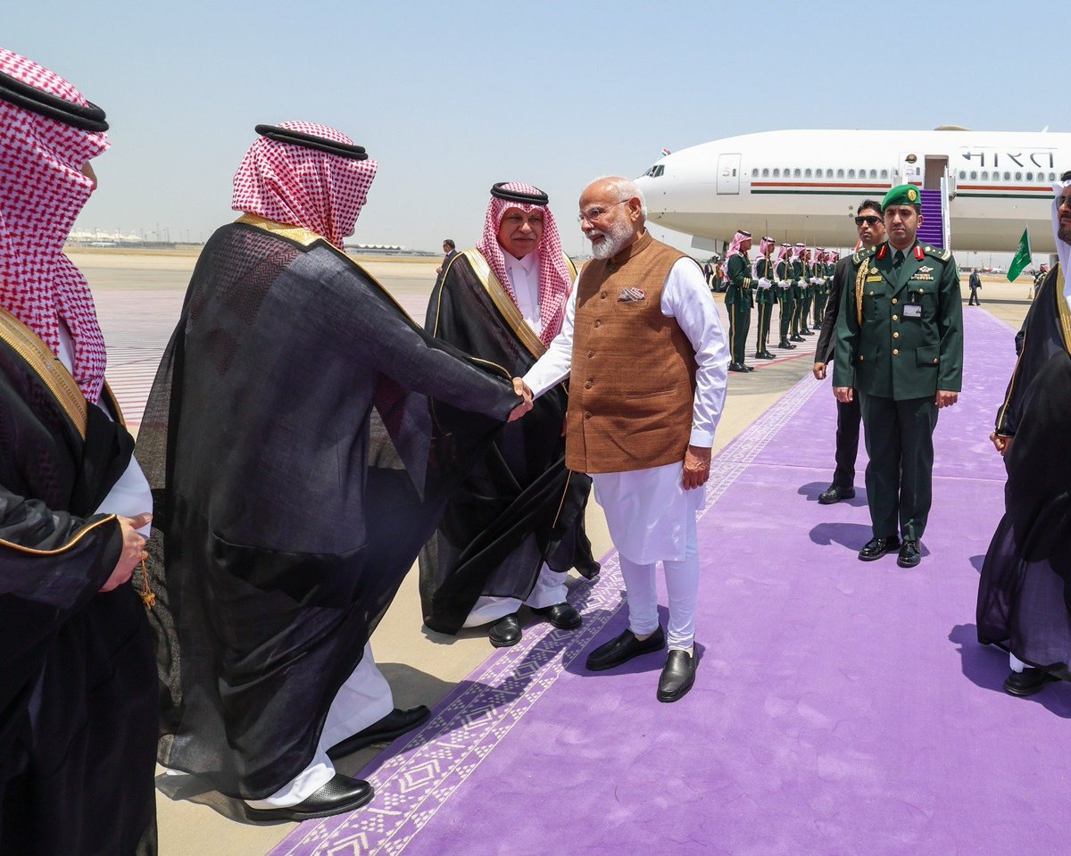 India Buru Pembantai 26 Turis di Kashmir, Modi Persingkat Kunjungan Luar Negeri
