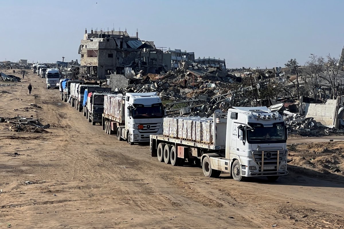 Akhirnya, 87 Truk Bantuan Tiba di Gaza Setelah 81 Hari Blokade Israel